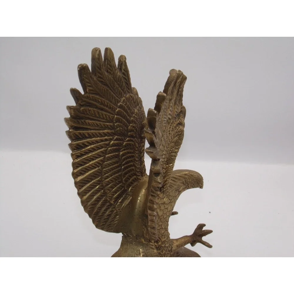 VINTAGE BRASS AMERICAN EAGLE BASE STATUE PAPERWEIGHT IN FLIGHT 9